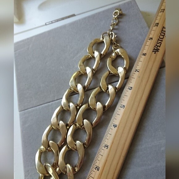 14th & Union Gold Plate Chunky statement Chain Necklace - Picture 7 of 7